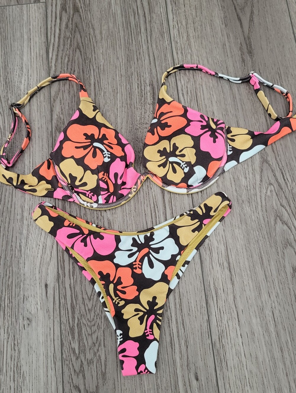 Rip Curl Floral Bikini Set in Brown with Pink, Orange & Cream Hibiscus Print - Picture 7 of 7